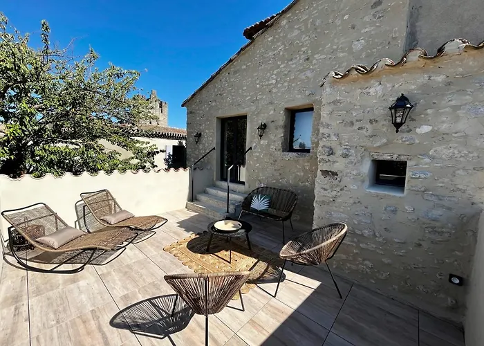 Le Donjon De Lily - Coeur De La Cite Medievale *