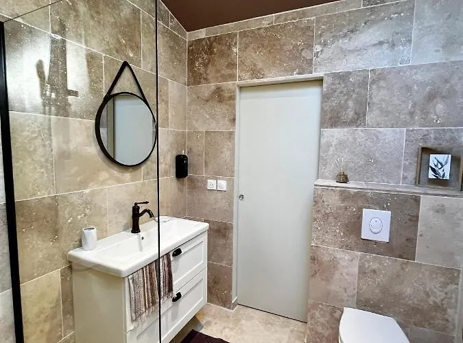 Apartament Le Donjon De Lily - Coeur De La Cite Medievale *